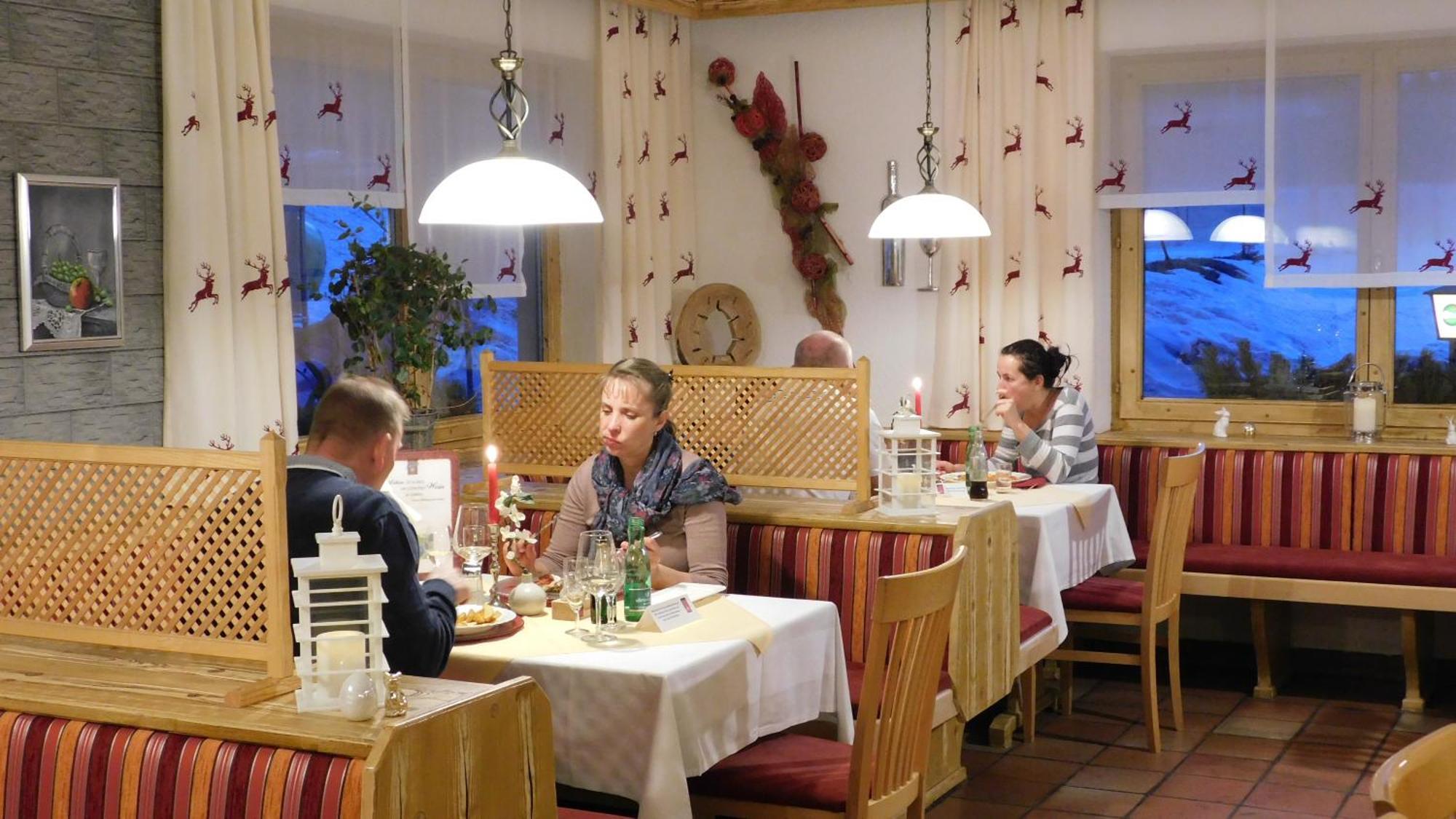 Alpenhotel & Aparthotel Lanz Hohentauern Dış mekan fotoğraf